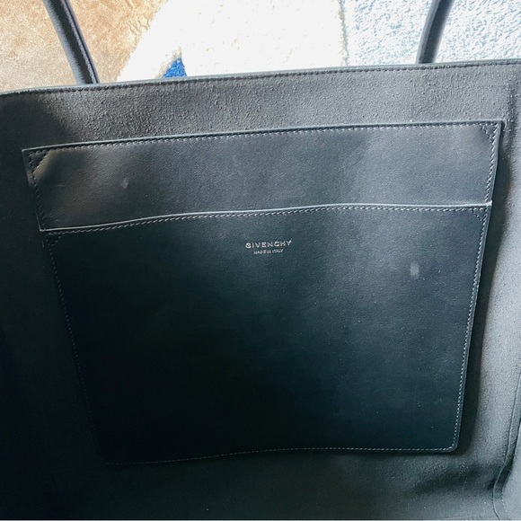 Brand New Givenchy Antigona Lock Soft Calfskin Black Leather Unisex Tote… - Picture 13 of 15